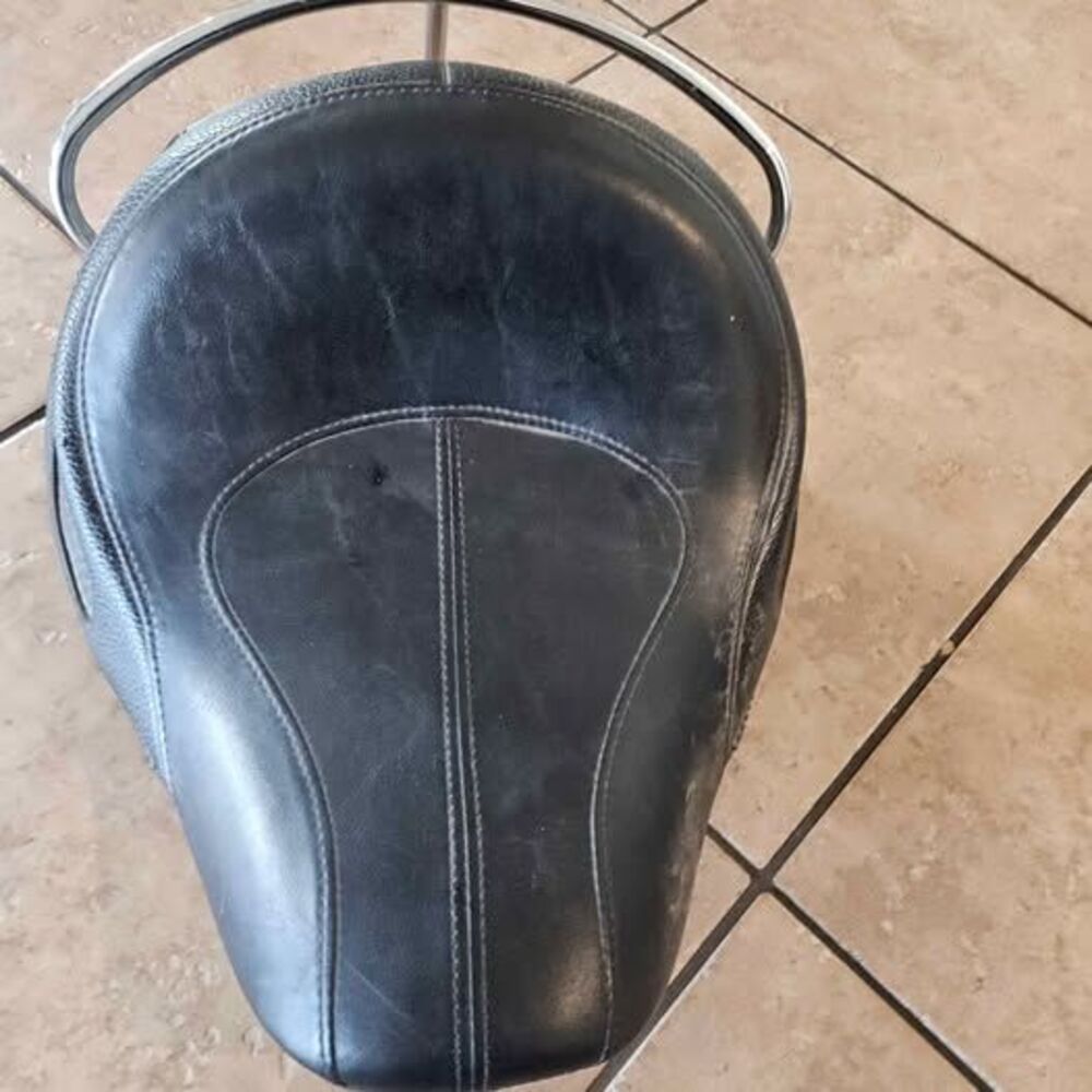 Harley Davidson Motorcycle Seat Solo RDW 92/61-0067 OEM